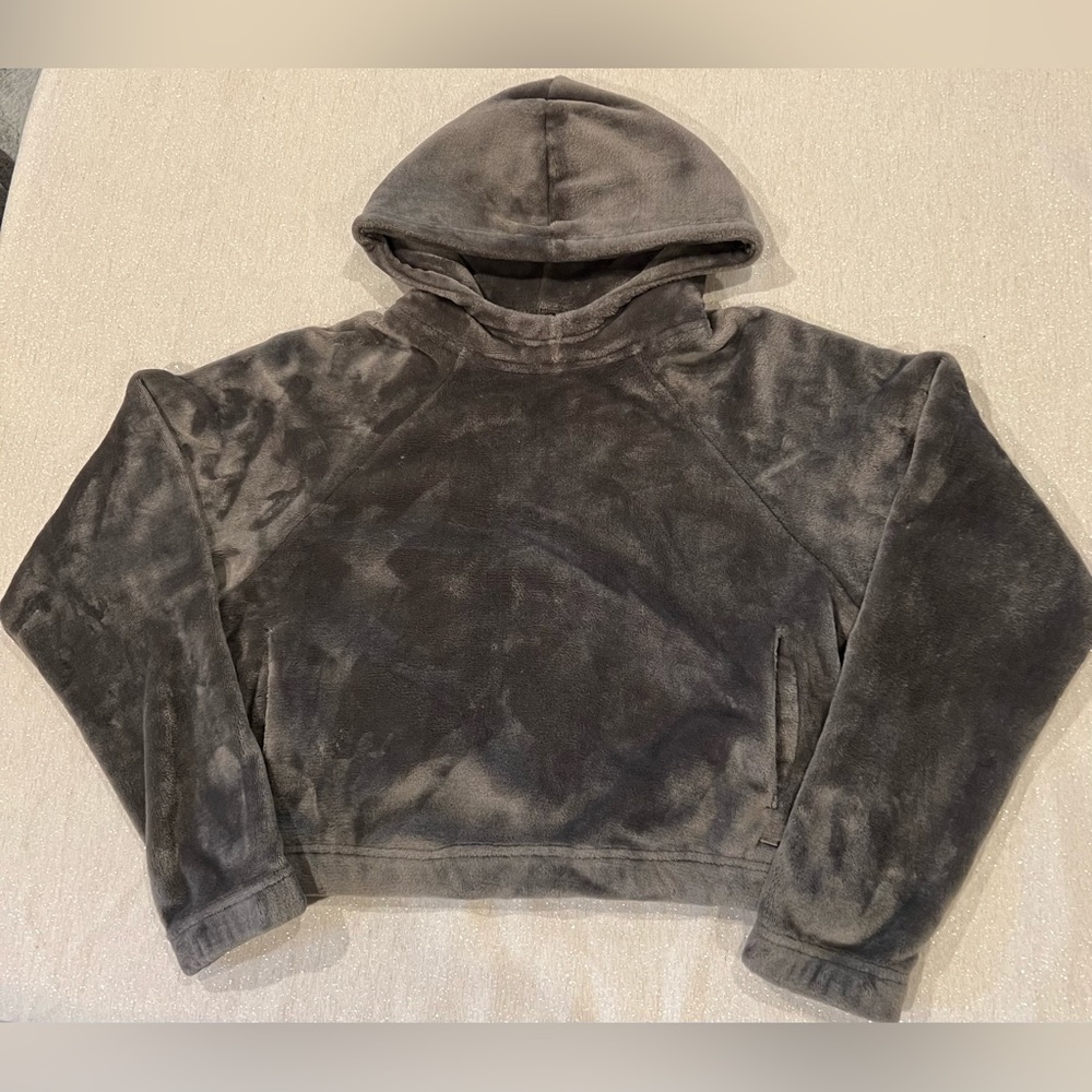 Faux fur pullover crop hoodie